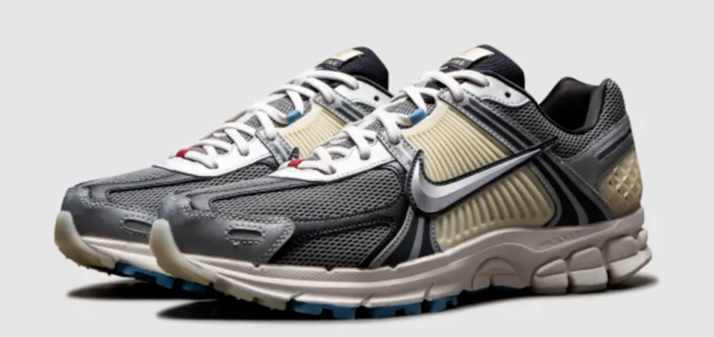 Giày Nike Air Zoom Vomero 5 ‘Black Silver Phantom’ HQ3449-001 - ảnh 4 | 23TRK