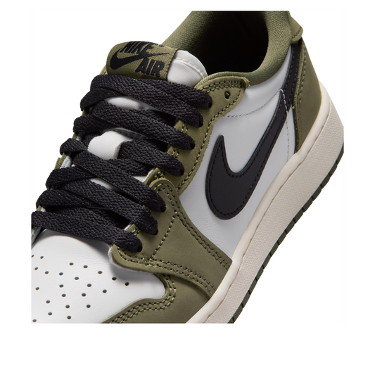 Giày Nike Air Jordan 1 Retro Low OG 'Medium Olive' HQ6999-200 - Ảnh 2