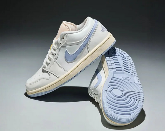 Giày Nike Air Jordan 1 Low ‘Sail Ghost’ DC0774-106 - Ảnh 2