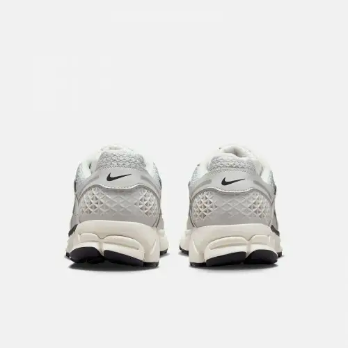 Giày Nike Air Zoom Vomero 5 ‘Photon Dust Metallic Silver’ FD0884-025 - ảnh 7 | 23TRK
