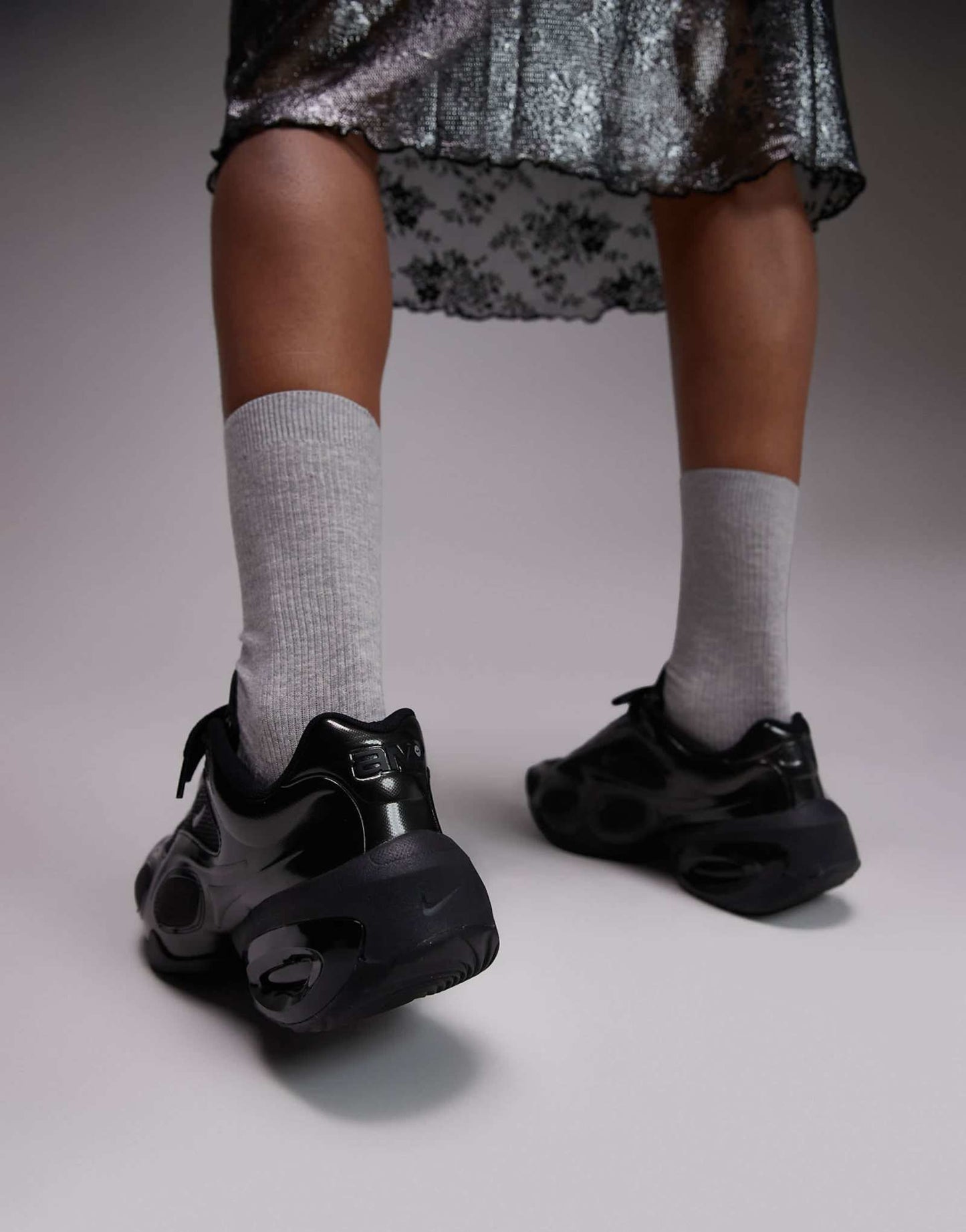 Nike Air Max Muse sneakers in black - ảnh 3