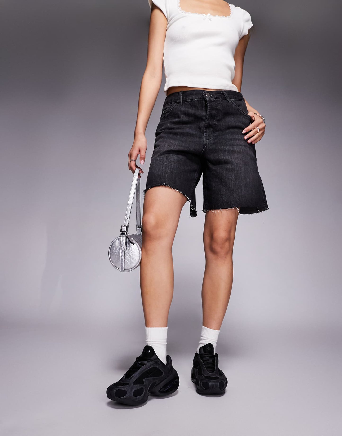 Nike Air Max Muse sneakers in dark gray and silver - ảnh 5