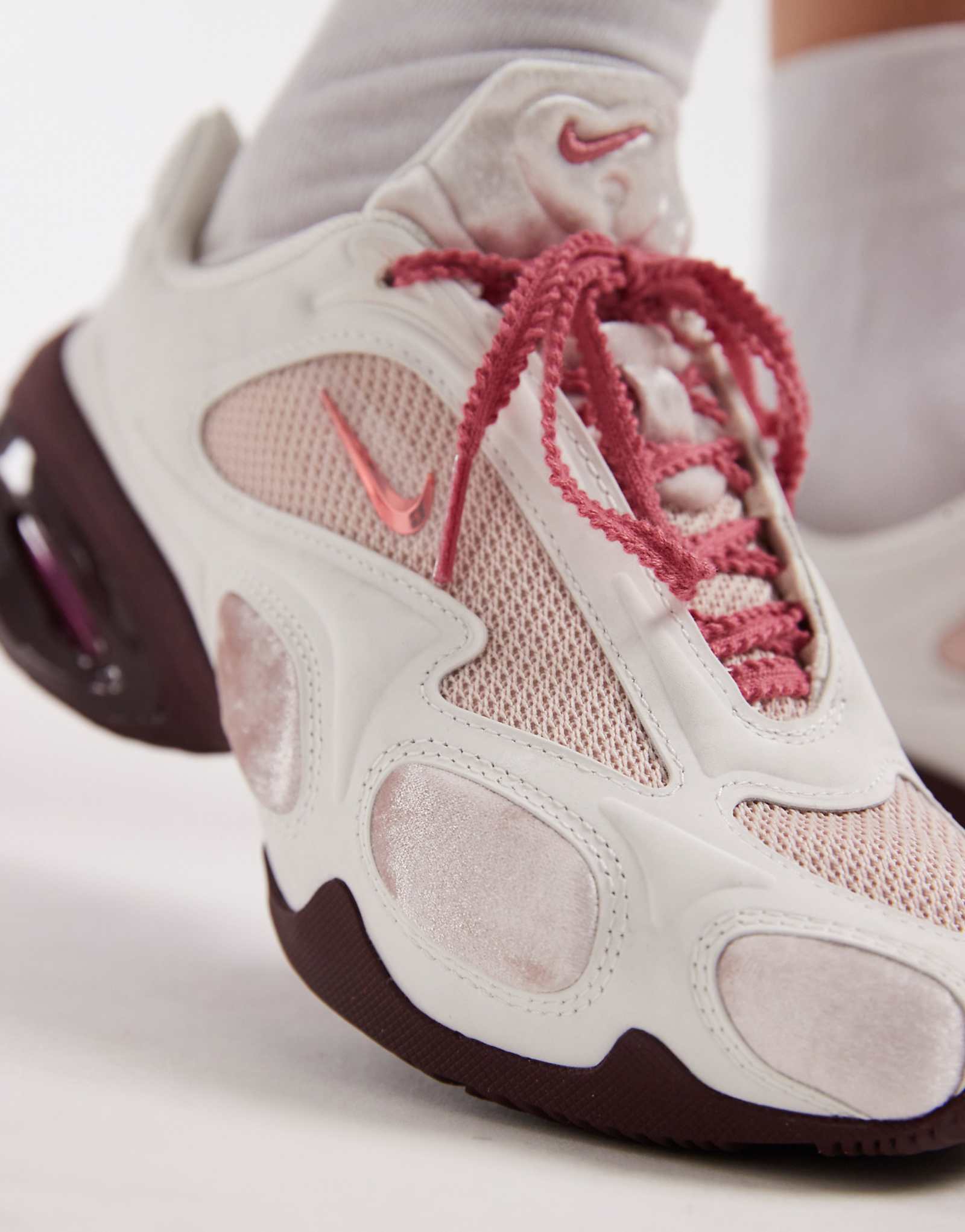 Nike Air Max Muse SE sneakers in pink and cream - ảnh 3