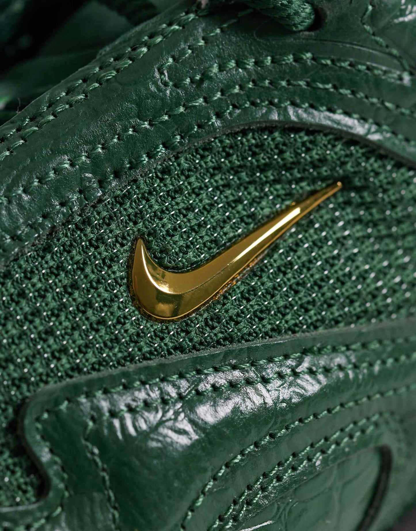 Nike Air Max Muse SE sneakers in green and black - ảnh 4