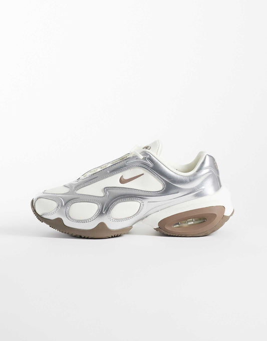 Nike Air Max Muse sneaker with silver detail in beige - ảnh 1