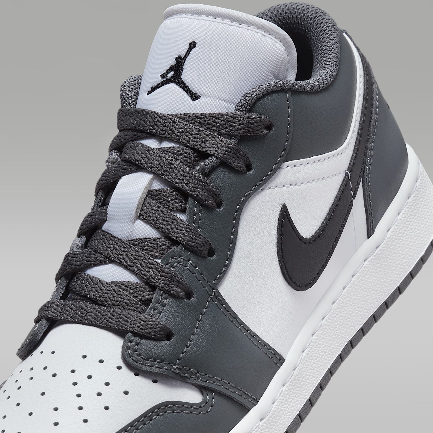 Air Jordan 1 Low White / Iron Grey / Black 553560-152 image 9