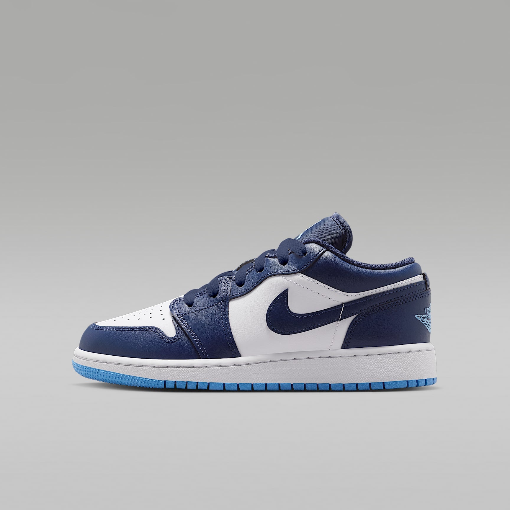 Air Jordan 1 Low White / Iron Grey / Black 553560-152 image 4