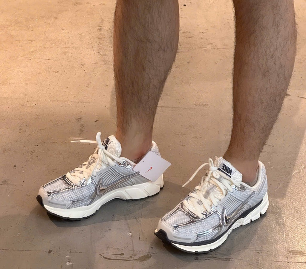 Giày Nike Air Zoom Vomero 5 ‘Chrome’ HJ3758-001 - ảnh 2 | 23TRK