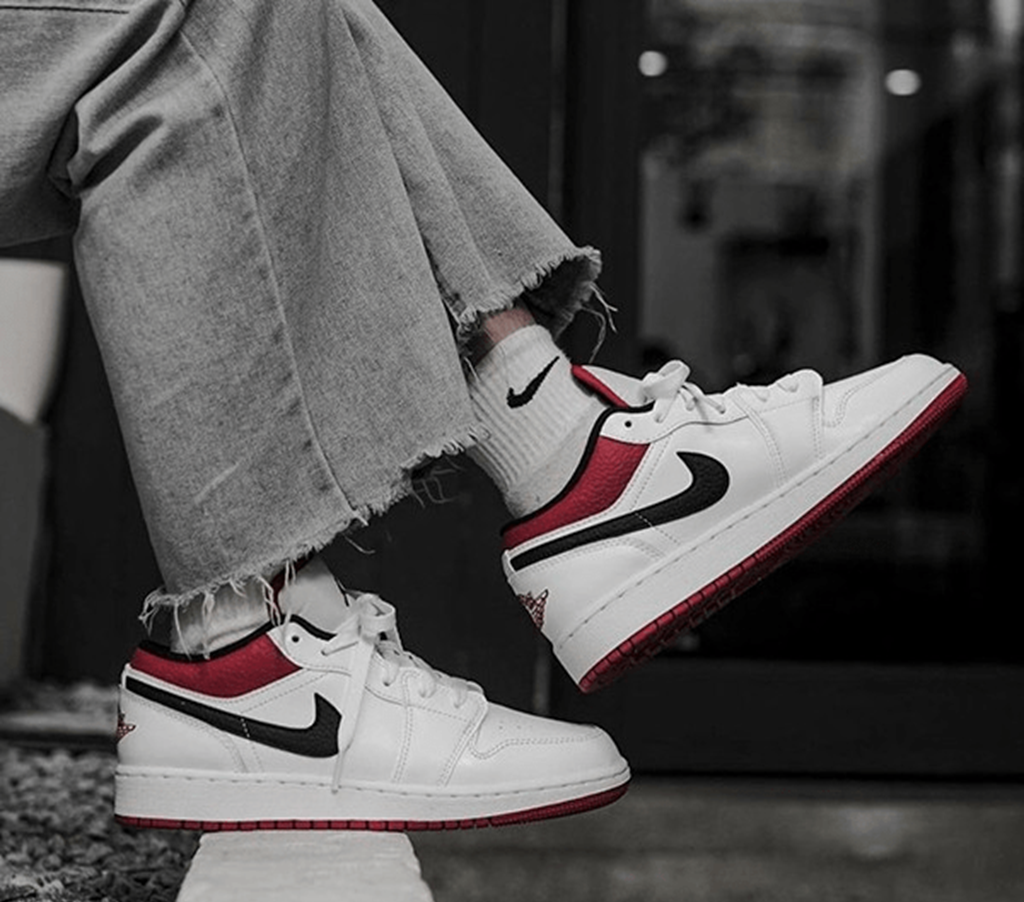 Giày Nike Air Jordan 1 Low 'White Univeristy Red' 553558-118 - Ảnh 3