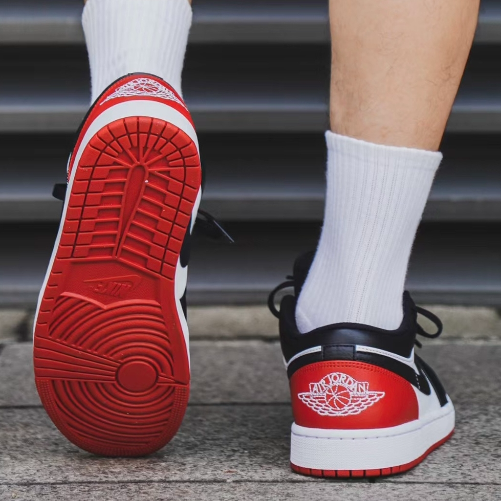 Giày Nike Air Jordan 1 Low ‘Bred Toe’ 553558-161 - Ảnh 2