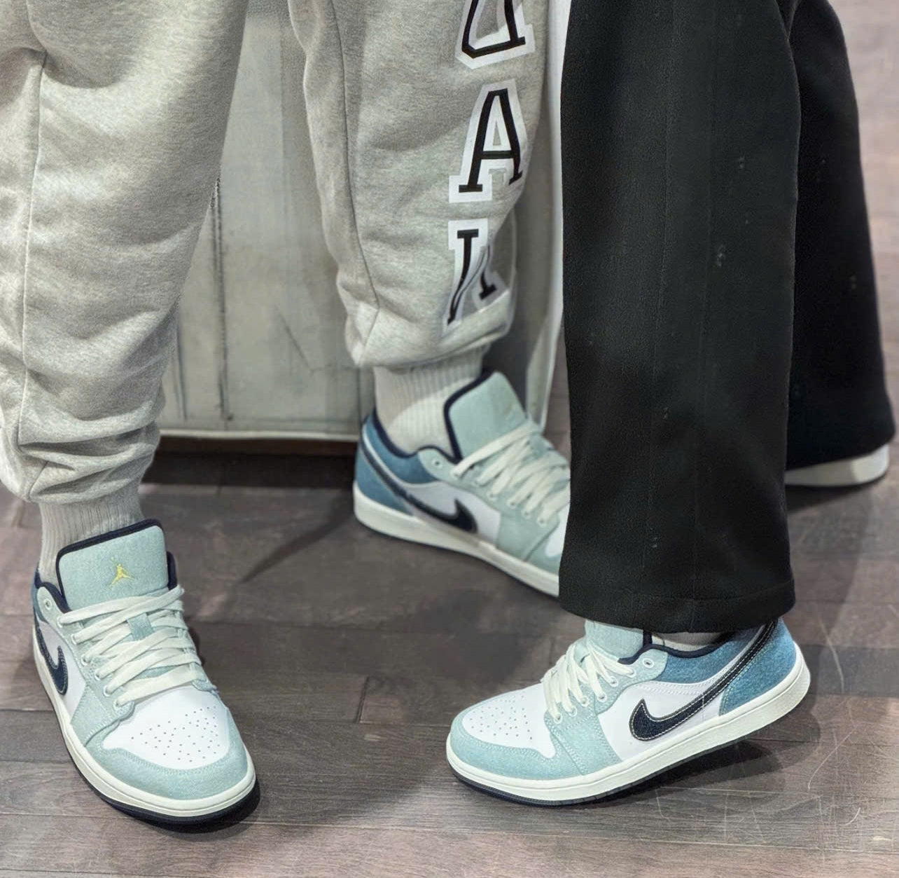 Giày Nike Air Jordan 1 Low SE ‘Light Denim’ IH0648-141 - Ảnh 5