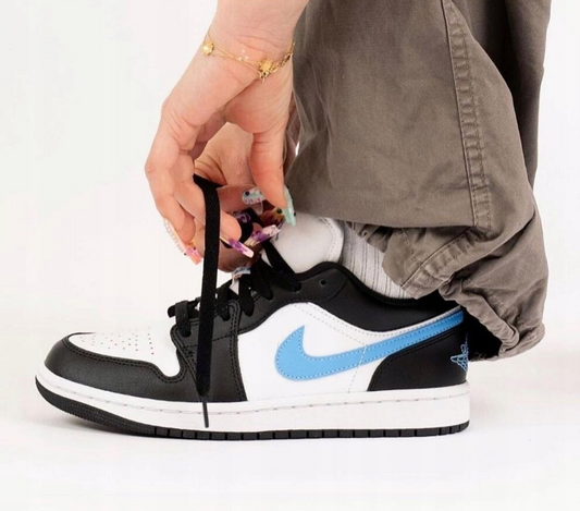 Giày Nike Air Jordan 1 Low University Blue DC0774-041 - Ảnh 2