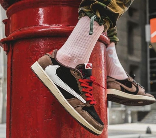 Giày Nike Air Jordan 1 Retro Low Travis Scott CQ4277-001 - Ảnh 2