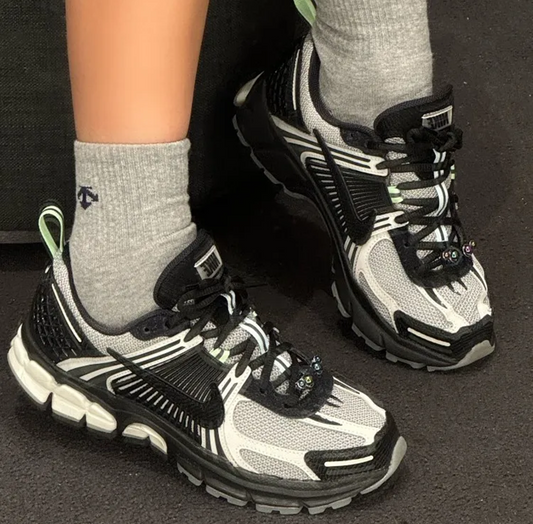 Giày Nike Zoom Vomero 5 GS ‘Spider’ HQ3477-001 - ảnh 2 | 23TRK