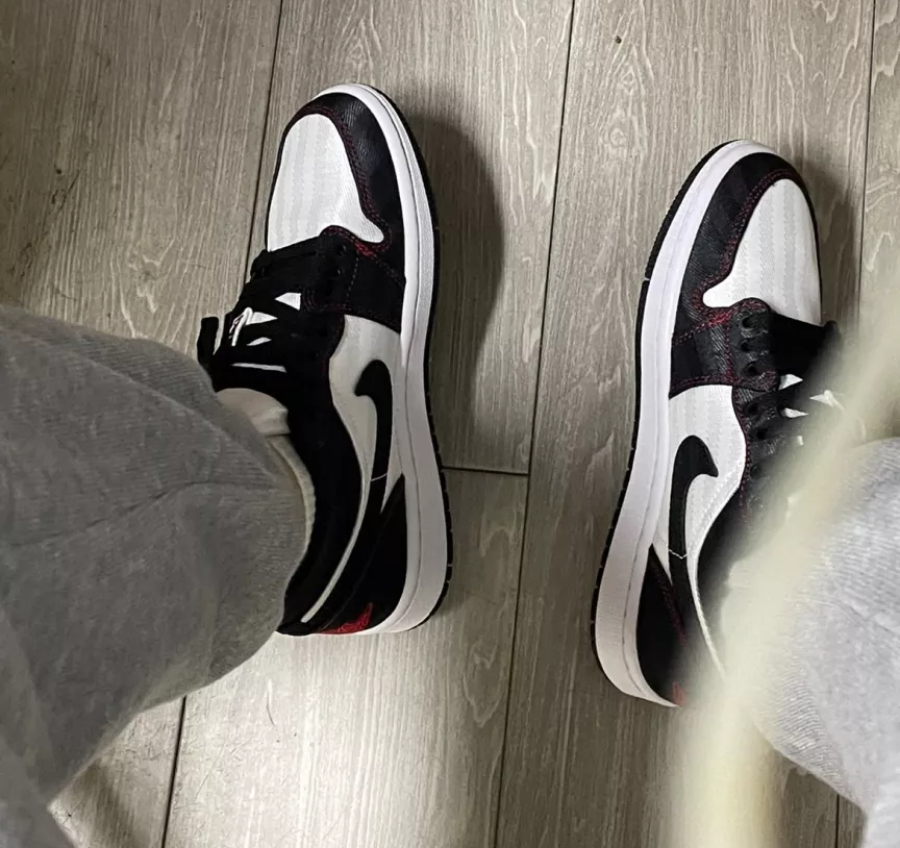 Giày Nike Wmns Air Jordan 1 Low SE Utility 'White Black Red' DD9337-106 - Ảnh 3