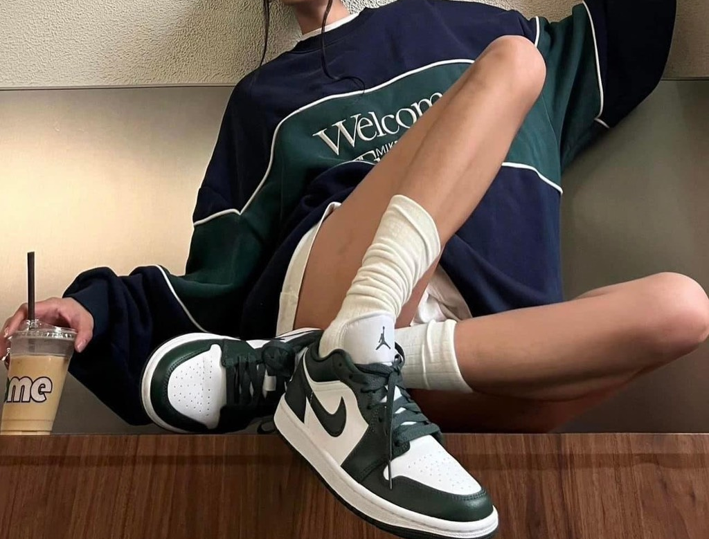 Giày Nike Air Jordan 1 Low 'Galactic Jade' DC0774-113 - Ảnh 2
