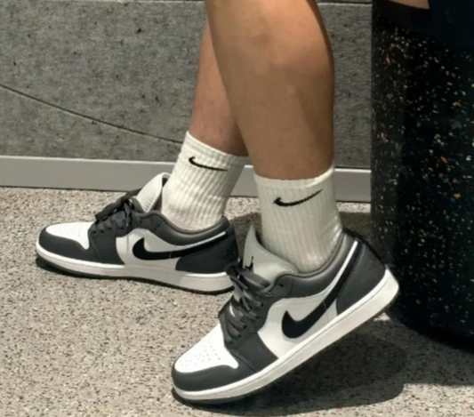 Giày Nike Air Jordan 1 Low 'Iron Grey' 553558-152 - Ảnh 2