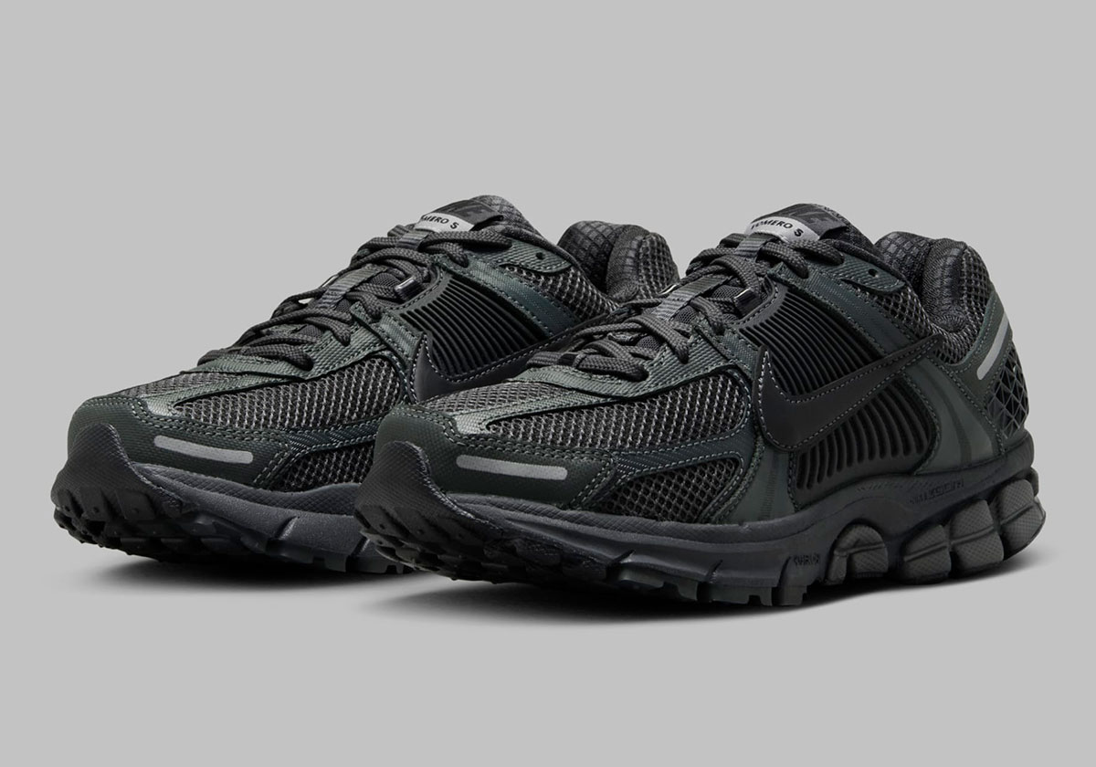 Giày Nike Zoom Vomero 5 ‘Triple Black’ FQ7079-002 - ảnh 5 | 23TRK