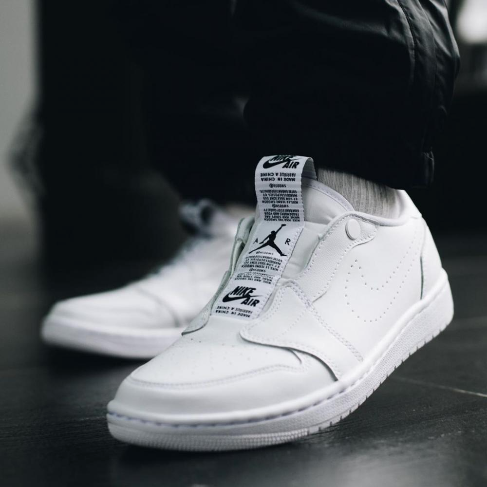 Giày Nike Wmns Air Jordan 1 Low Slip 'White' AV3918-100 - Ảnh 2