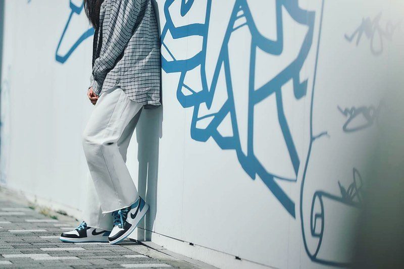 Giày Nike Air Jordan 1 Low 'Laser Blue' (GS) CT1564-004 - Ảnh 4