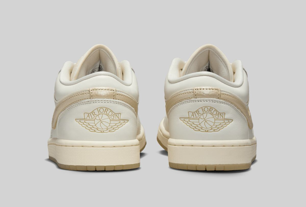 Giày Nike Jordan 1 Low SE 'Metallic Team Gold' HV5157-100 - Ảnh 3