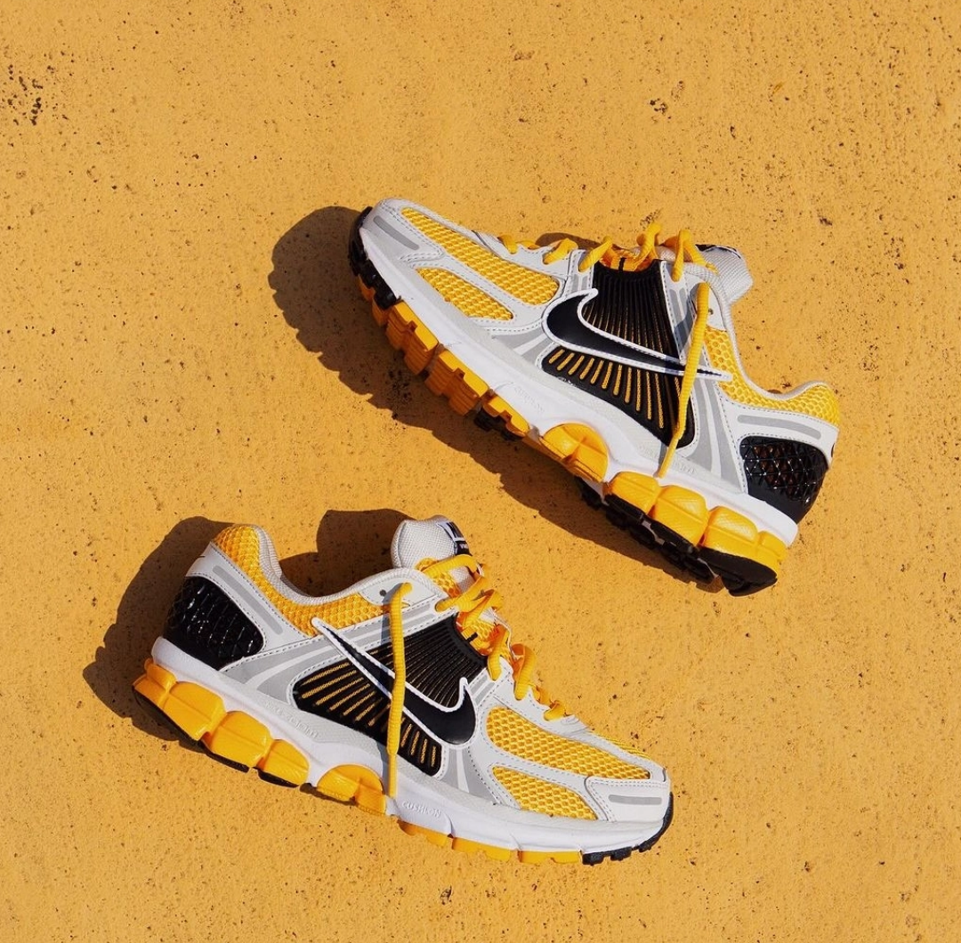 Giày Nike Zoom Vomero 5 ‘University Gold’ FB9149-002 - ảnh 4 | 23TRK