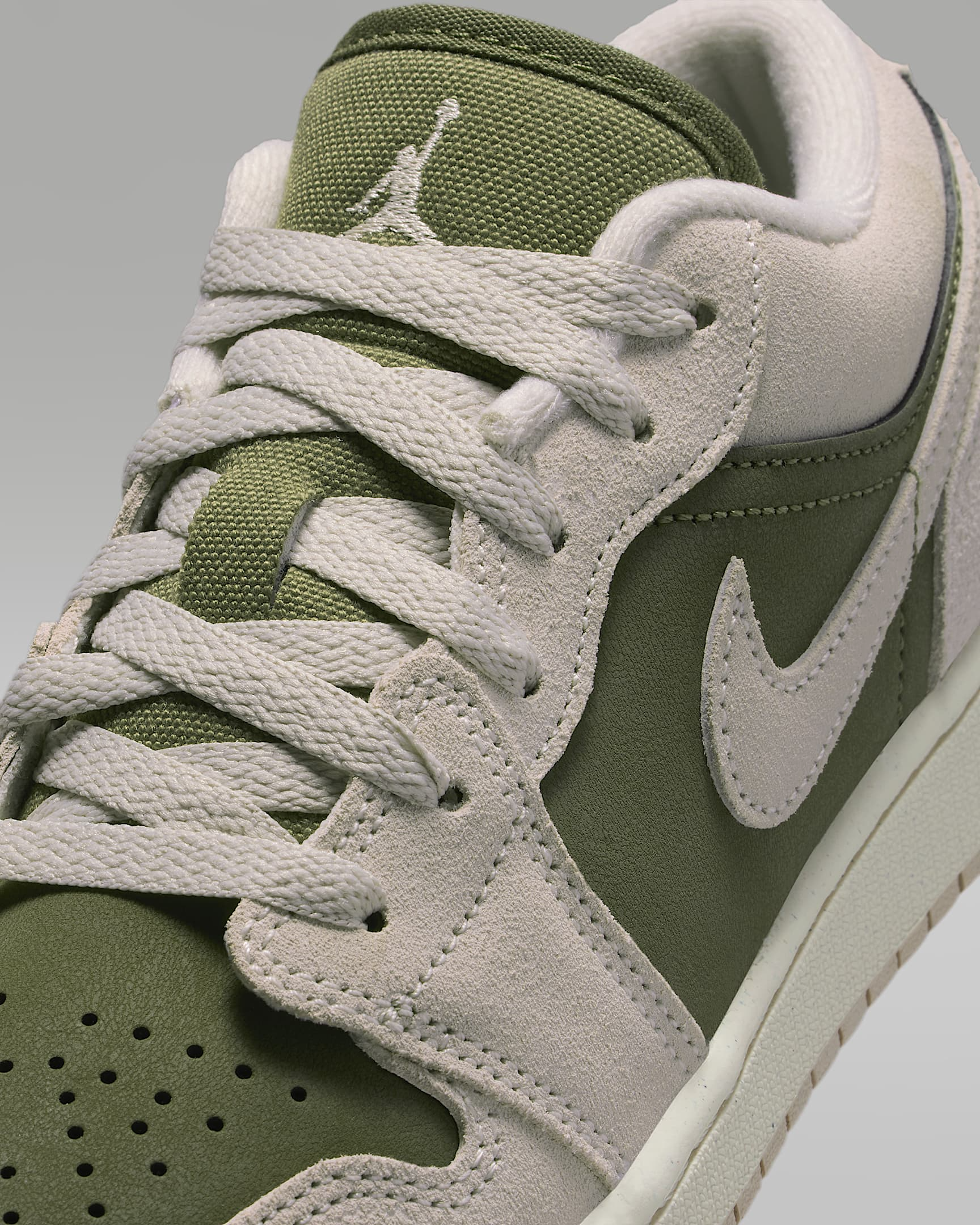 Giày Jordan 1 Low SE 'Medium Olive Sail' HV4396-201 - Ảnh 5