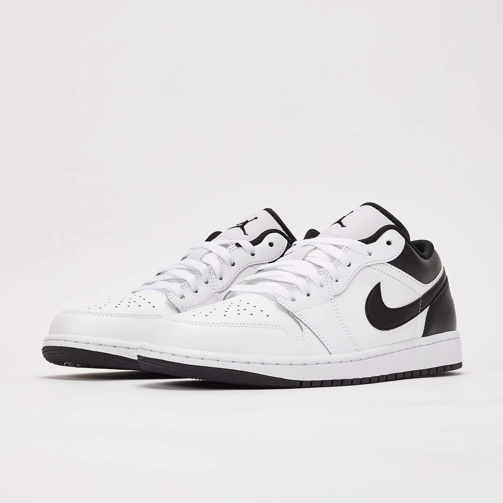 Giày Nike Air Jordan 1 Low 'Reverse Panda' 553558-132 - Ảnh 4