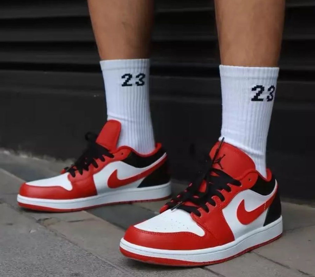 Giày Nike Air Jordan 1 Low 'Reverse Black Toe' 553558-163 - Ảnh 3