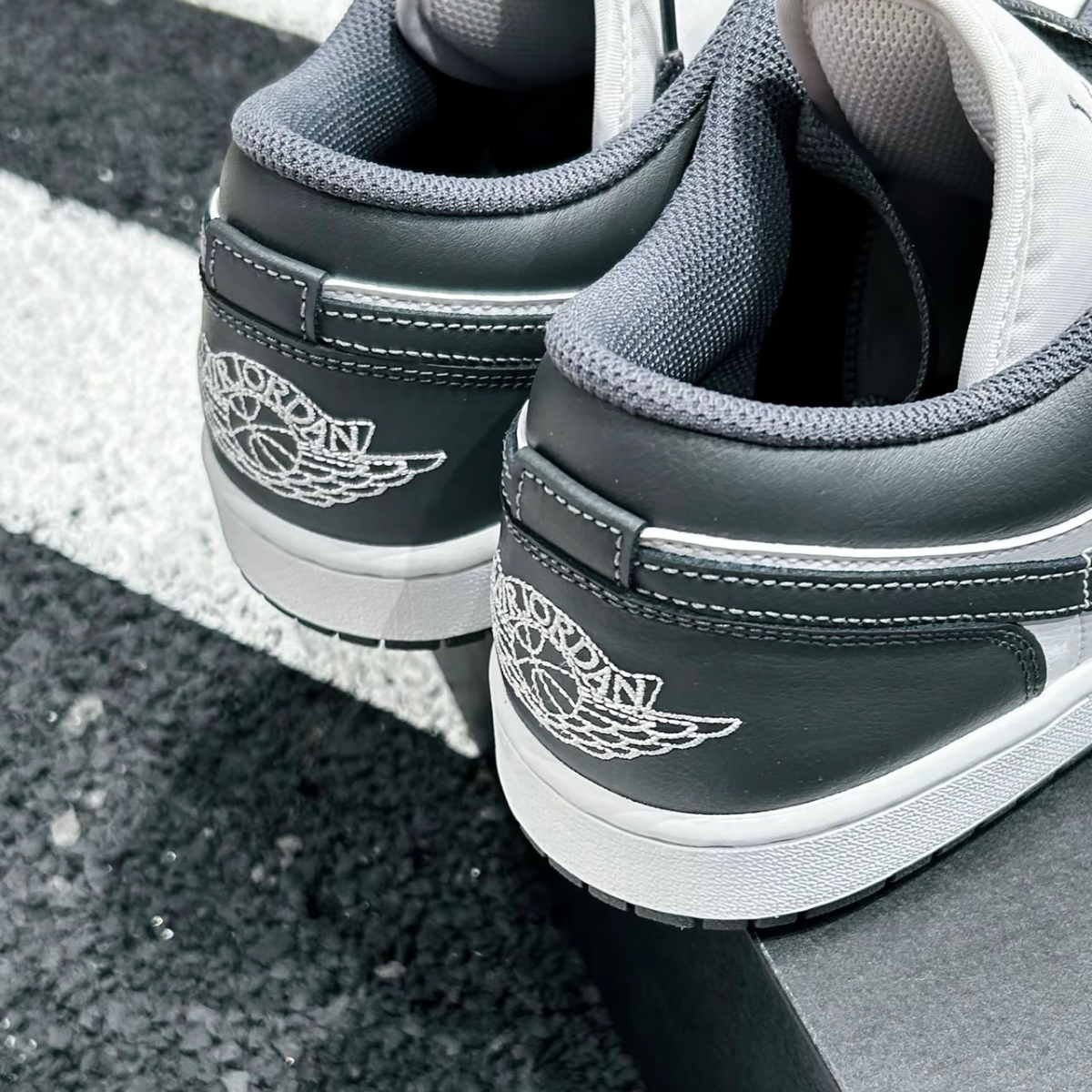 Giày Air Jordan 1 Low ‘Grey White’ 553558-044 - Ảnh 2