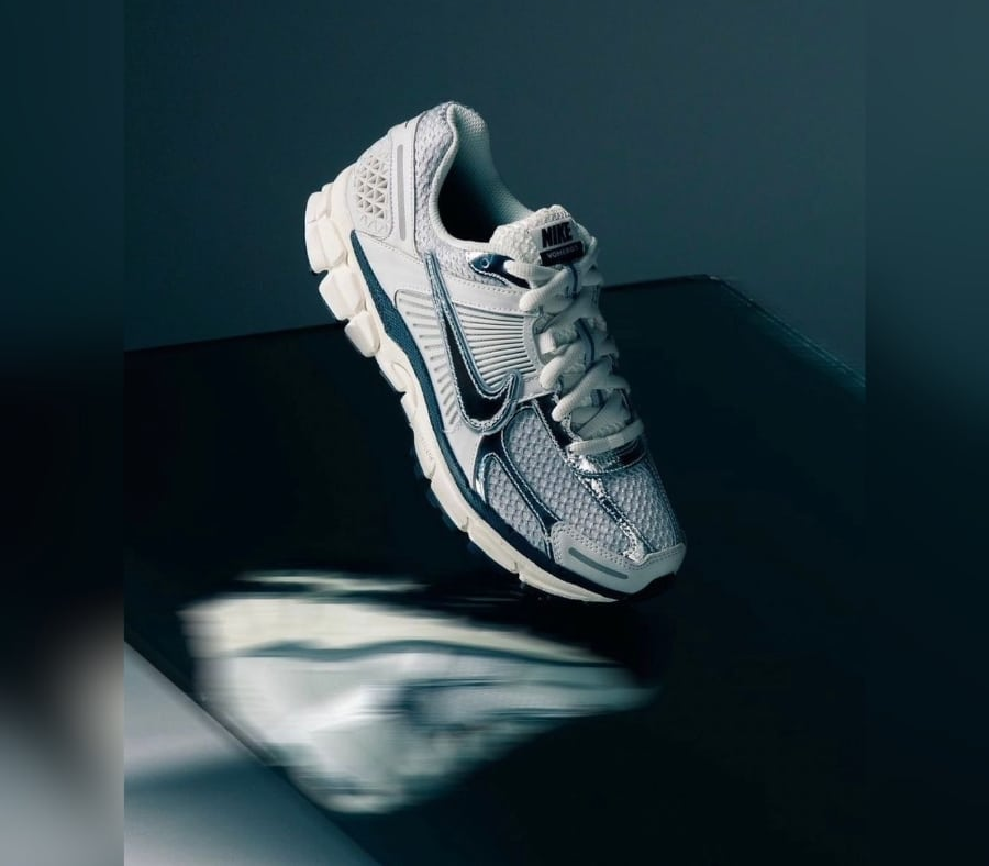 Giày Nike Air Zoom Vomero 5 ‘Photon Dust Metallic Silver’ FD0884-025 - ảnh 4 | 23TRK