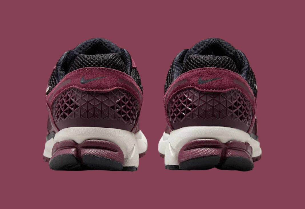 Giày Nike Zoom Vomero 5 ‘Dark Team Red’ HF1553-601 - ảnh 3 | 23TRK
