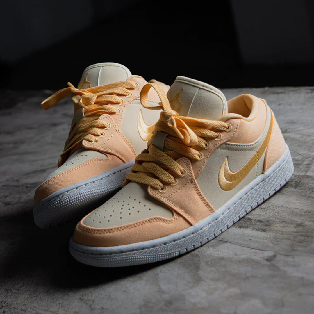 Giày Nike Air Jordan 1 Low SE 'Celestial Gold' DV0426-200 - Ảnh 2