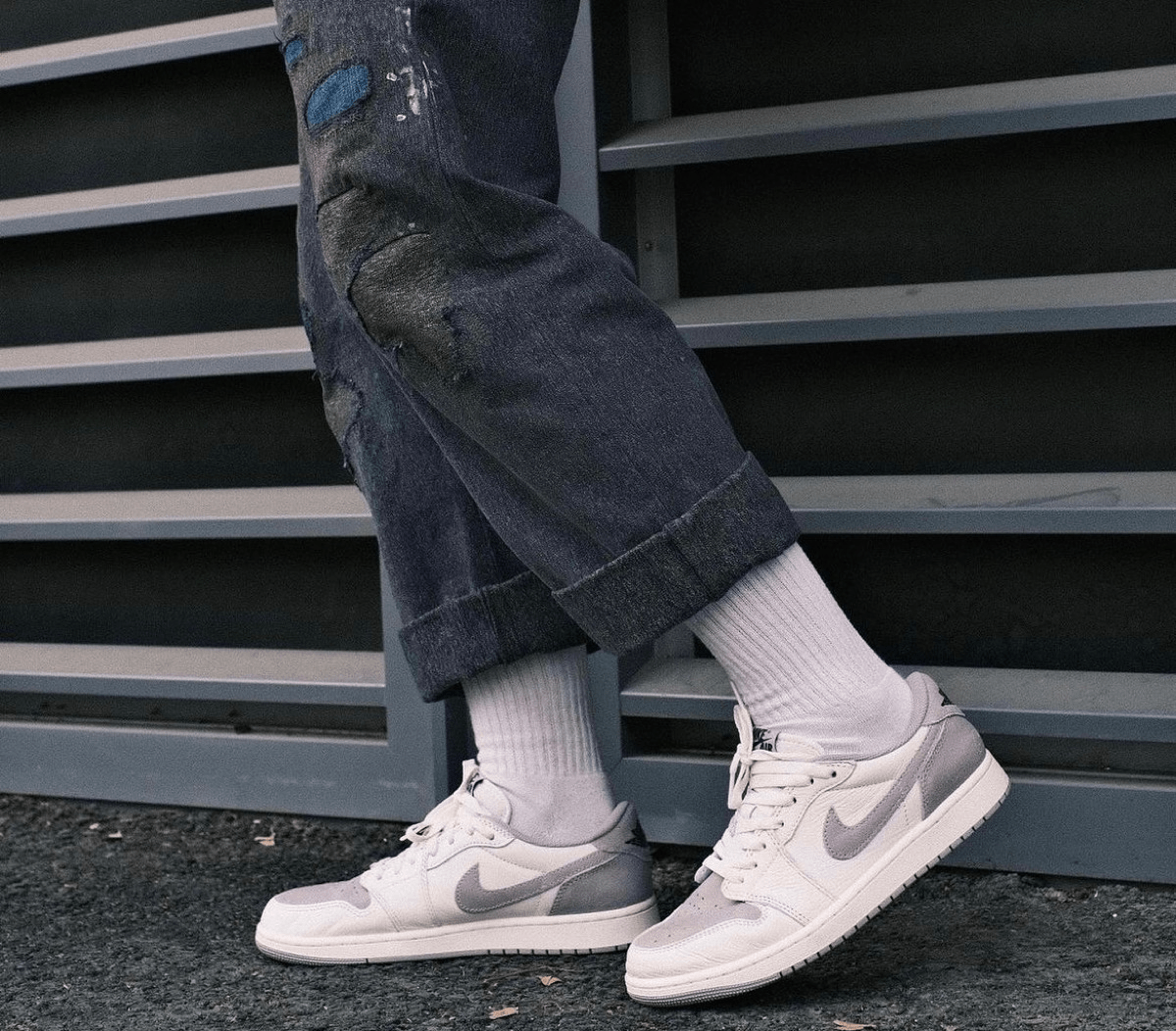 Giày Nike Air Jordan 1 Retro Low 'Atmosphere Grey' CZ0790-101 - Ảnh 2