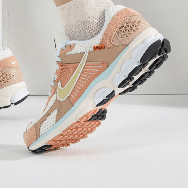 Giày Nike Air Zoom Vomero 5 ‘Have A Nike Day’ FN8889-181 - ảnh 4 | 23TRK