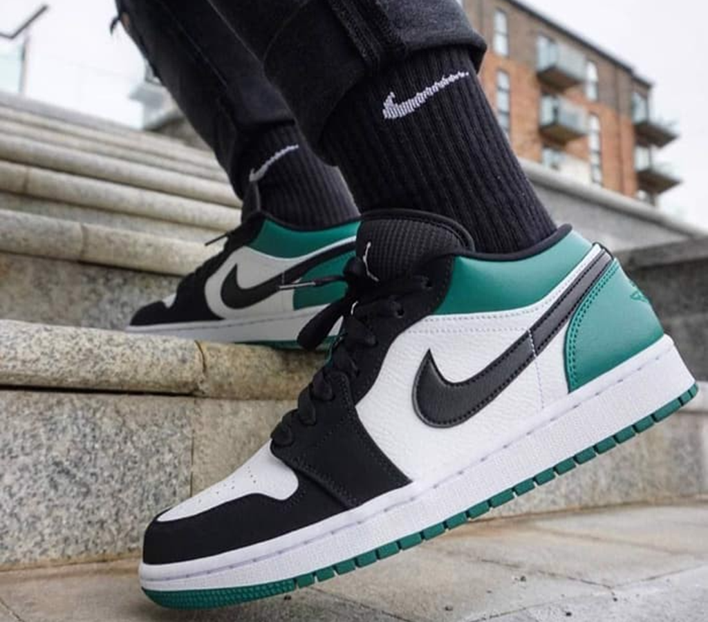 Giày Nike Air Jordan 1 Low 'Mystic Green' 553558-113 - Ảnh 4