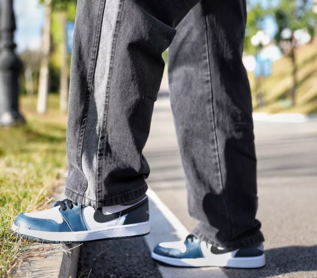 Giày Nike Air Jordan 1 Low 'Dark Teal' 553558-411 - Ảnh 2