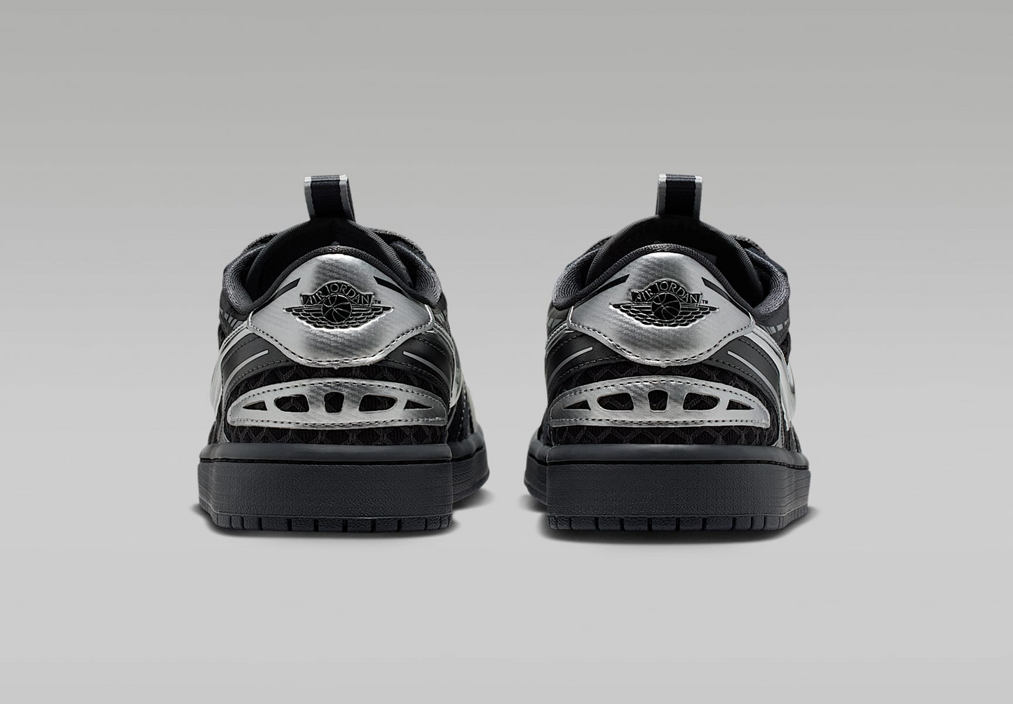 Giày Nike Jordan 1 Low ‘Black Metallic Silver’ HQ2186-001 - Ảnh 4