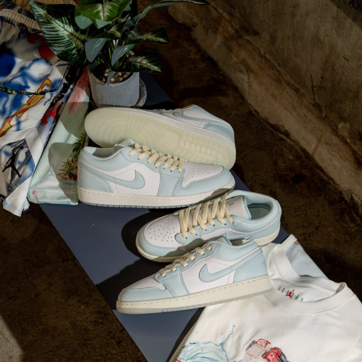Giày Nike Air Jordan 1 Low ‘Glacier Blue’ HJ5999-400 - Ảnh 4