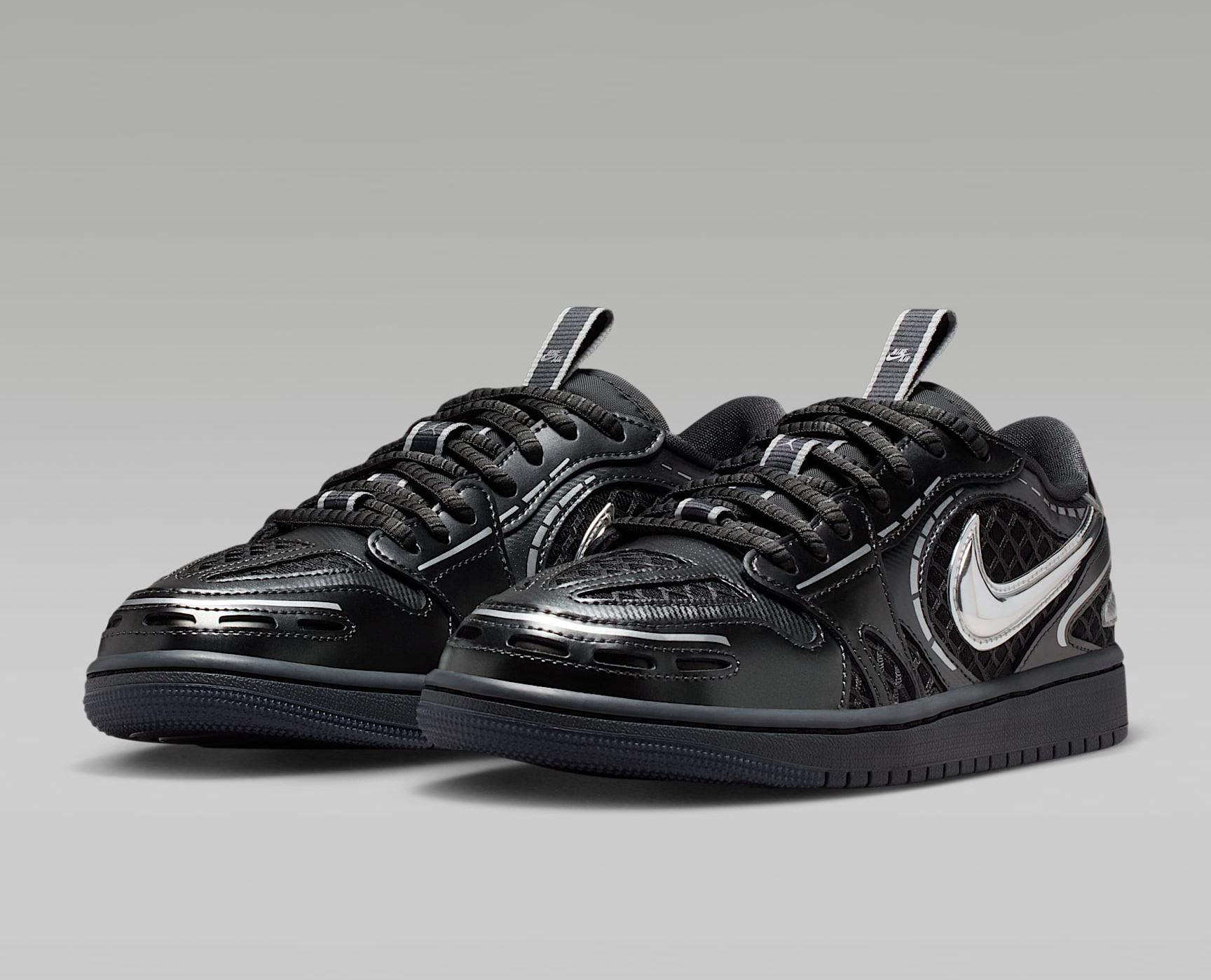 Giày Nike Jordan 1 Low ‘Black Metallic Silver’ HQ2186-001 - Ảnh 3