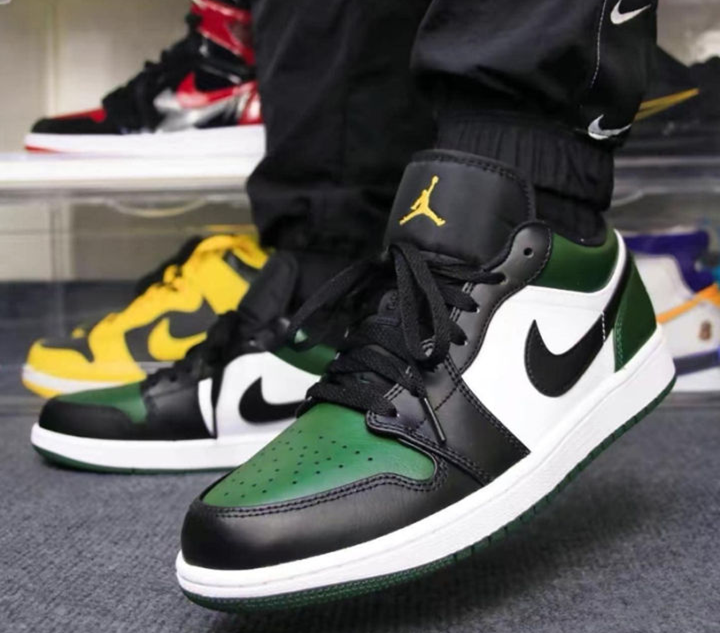 Giày Nike Air Jordan 1 Low GS 'Green Toe' 553560-371 - Ảnh 2