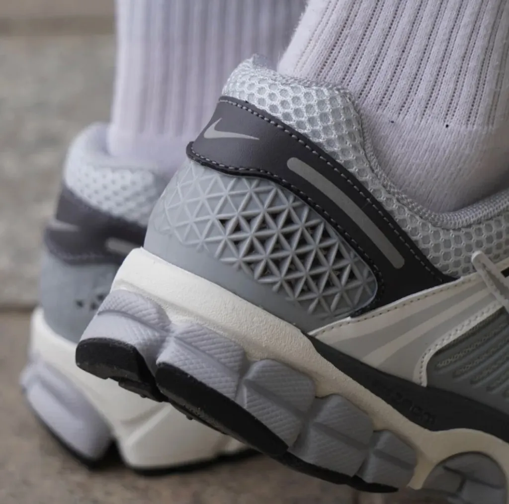 Giày Nike Zoom Vomero 5 ‘Grey’ FD9919-001 - ảnh 5 | 23TRK