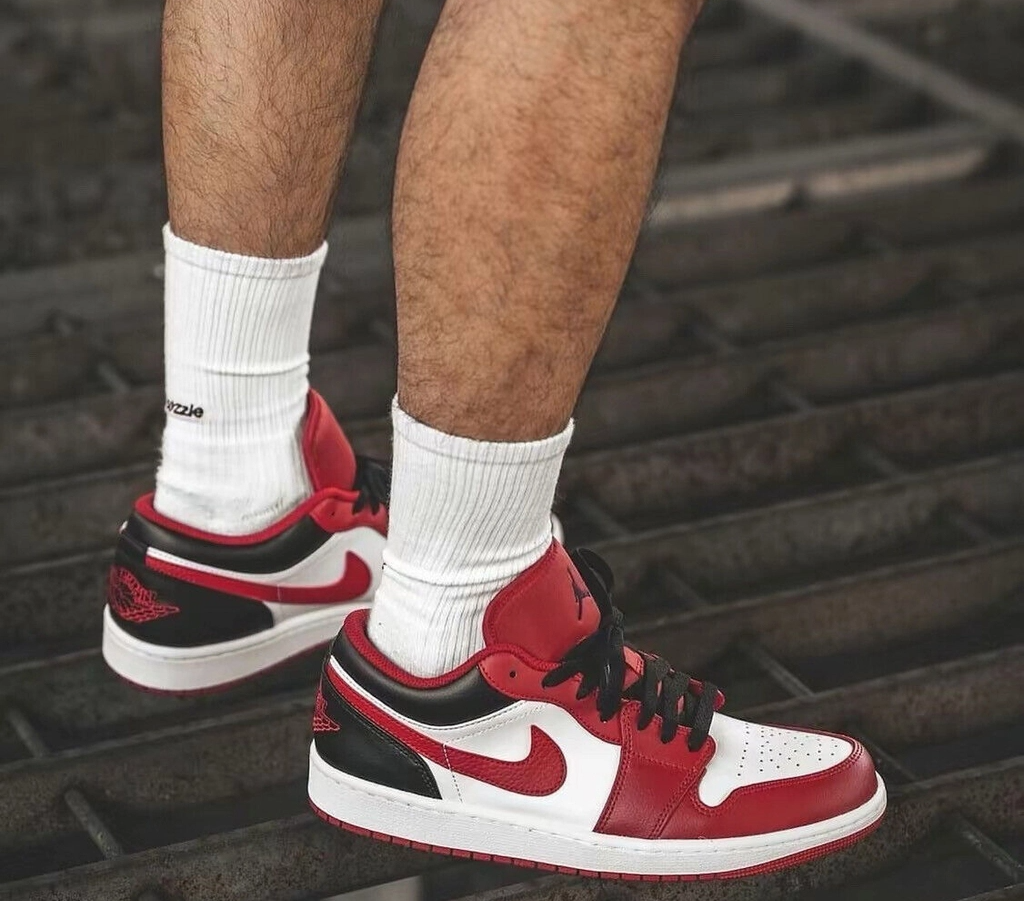Giày Nike Air Jordan 1 Low GS 'Reverse Black Toe' 553560-163 - Ảnh 5