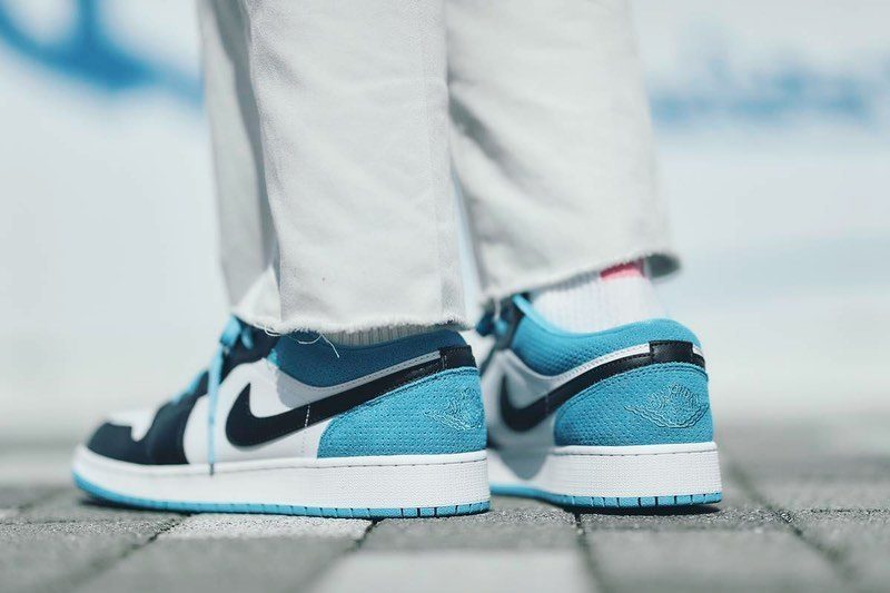 Giày Nike Air Jordan 1 Low 'Laser Blue' (GS) CT1564-004 - Ảnh 3