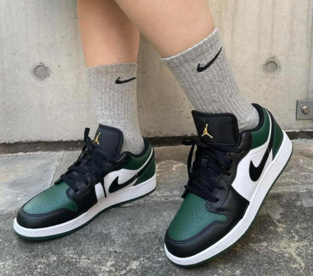 Giày Nike Air Jordan 1 Low GS 'Green Toe' 553560-371 - Ảnh 3