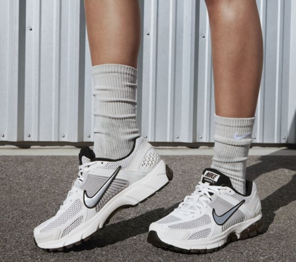 Giày Nike Zoom Vomero 5 Phantom Light Iron Ore FJ2028-001 - ảnh 2 | 23TRK