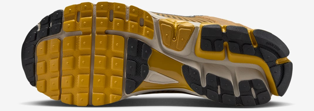 Giày Nike Zoom Vomero 5 ‘Flat Gold’ HF1553-301 - ảnh 2 | 23TRK