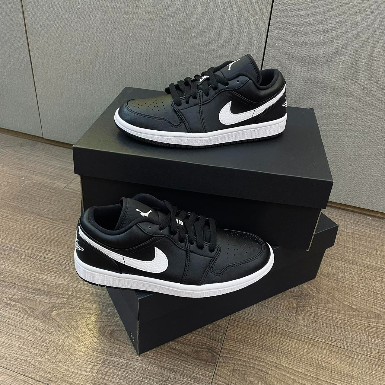 Giày Nike Air Jordan 1 Low 'Black' AO9944-001 - Ảnh 6