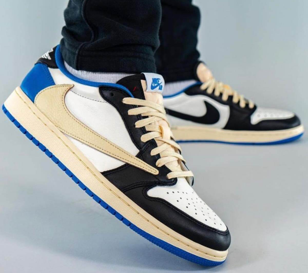 Giày Nike Fragment Design x Travis Scott x Air Jordan 1 Retro Low DM7866-140 - Ảnh 3