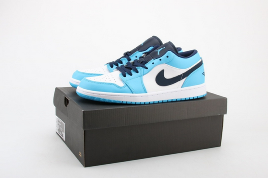 Giày Nike Air Jordan 1 Low GS 'UNC' 553560-144 - Ảnh 2